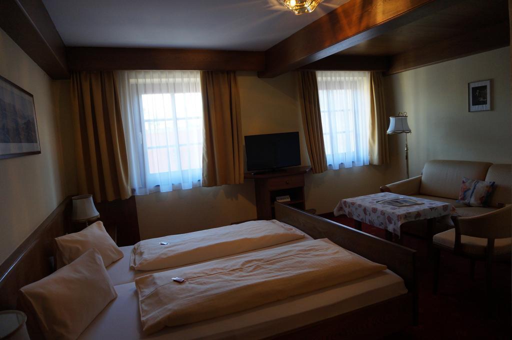 إنسبروك Hotel Happ الغرفة الصورة